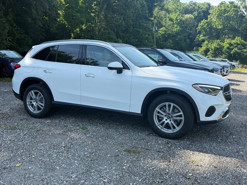 2027 Mercedes-Benz GLC 300 4MATIC® 4MATIC®