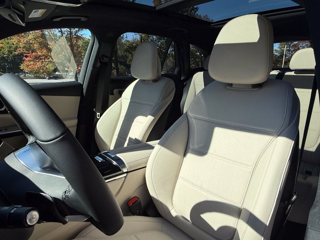 2027 Mercedes-Benz GLC 300 4MATIC®