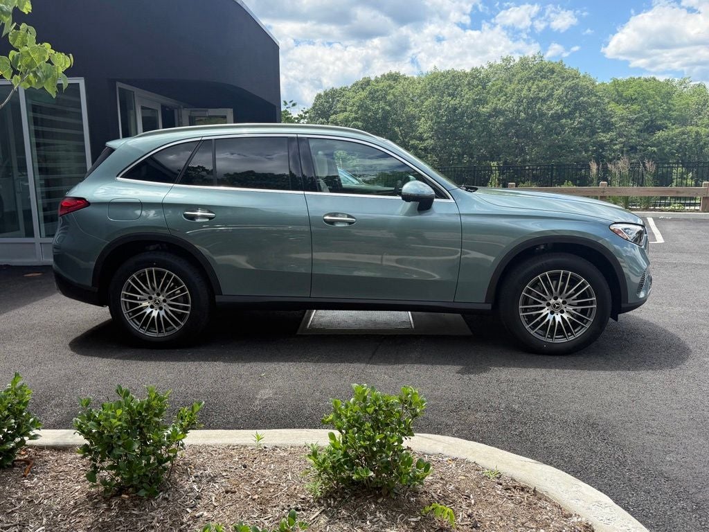 2026 Mercedes-Benz GLC 300 4MATIC®