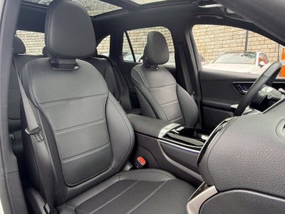 2026 Mercedes-Benz GLC 300 4MATIC® 4MATIC®