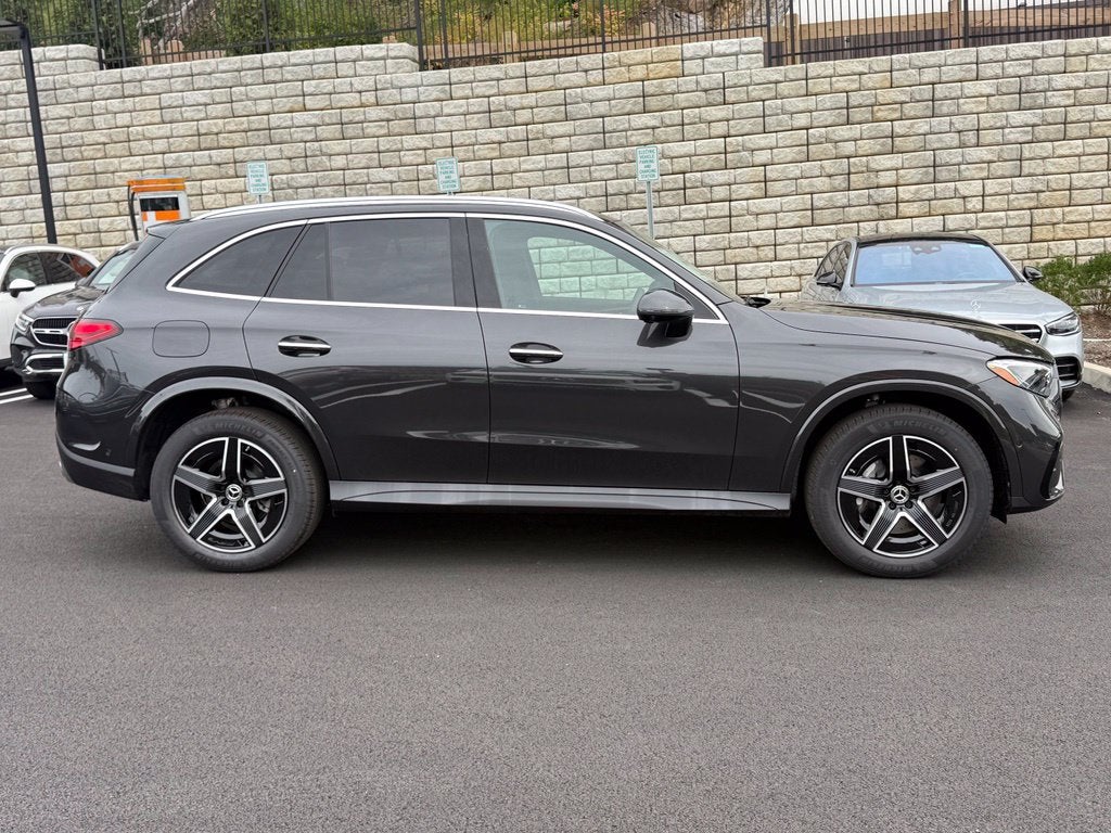 2027 Mercedes-Benz GLC 300 4MATIC®