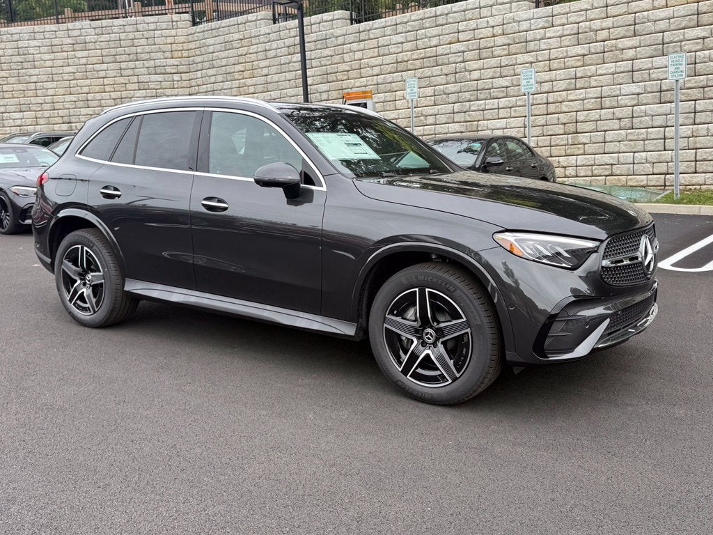 2027 Mercedes-Benz GLC 300 4MATIC®