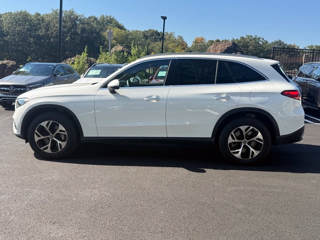 2026 Mercedes-Benz GLC 350e 4MATIC® PHEV