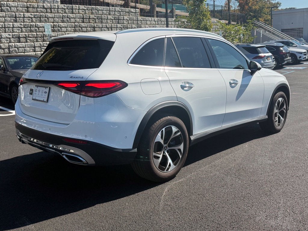 2026 Mercedes-Benz GLC 350e 4MATIC® PHEV