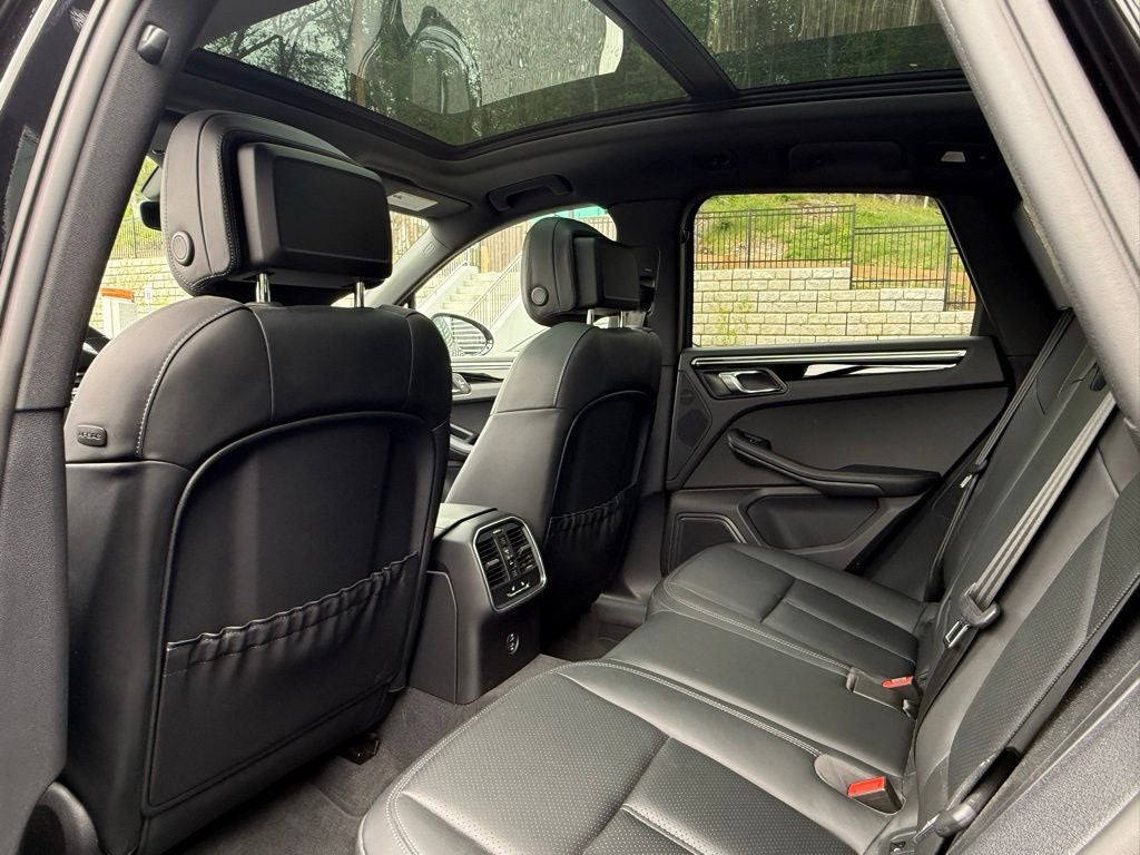 2023 Porsche Macan S