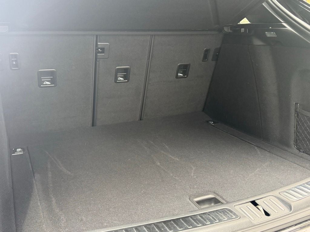 2023 Porsche Macan S